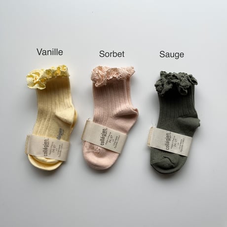 Collegien  Lili - Lace Trim Ankle Socks