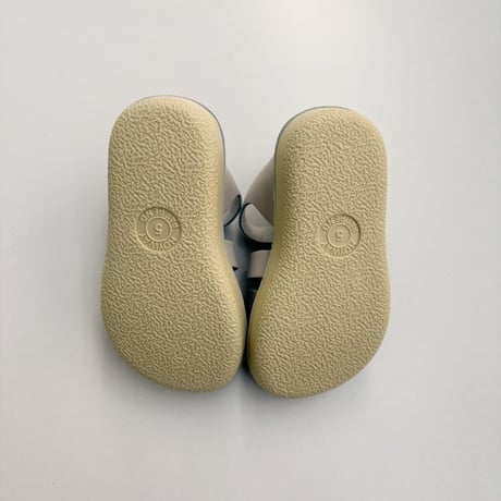 Salt Water Sandals　Shark - stone US 5-12