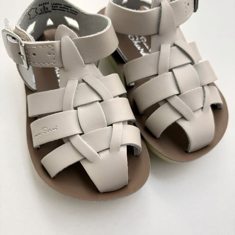 Salt Water Sandals　Shark - stone US 5-12
