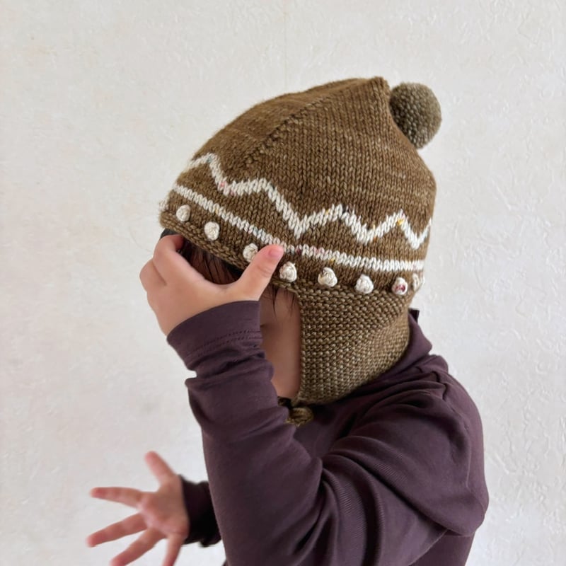 Misha & Puff Zig Zag Pointy Peak Hat - Nutshell