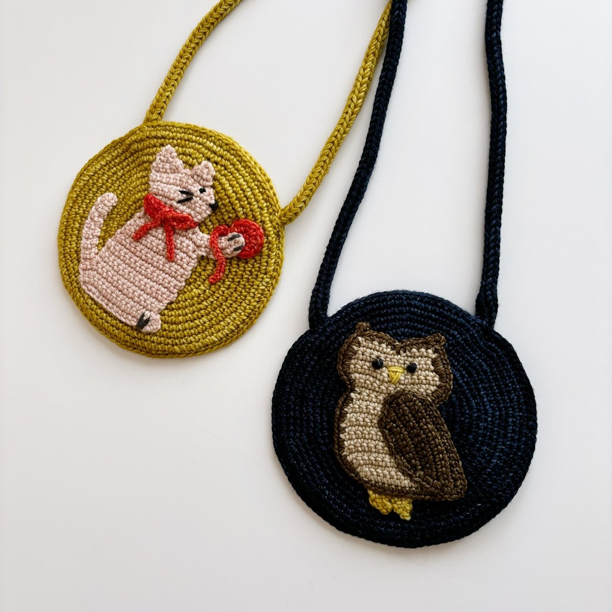 misha and puff バック Misha & Puff Ruffle Meadow Yarn Cat Circle Bag