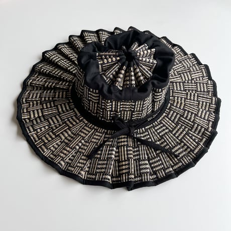 LORNA MURRAY  Black Bamboo Capri Child Hat