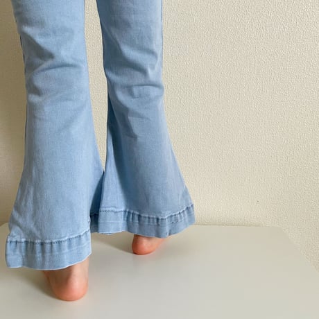 Twin Collective　FARRAH FLARE JEAN - BLUE PATCH POCKET