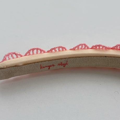 Konges Sløjd 　HEART EMBROIDERY HAIRBRACE - BUTTERCREAM