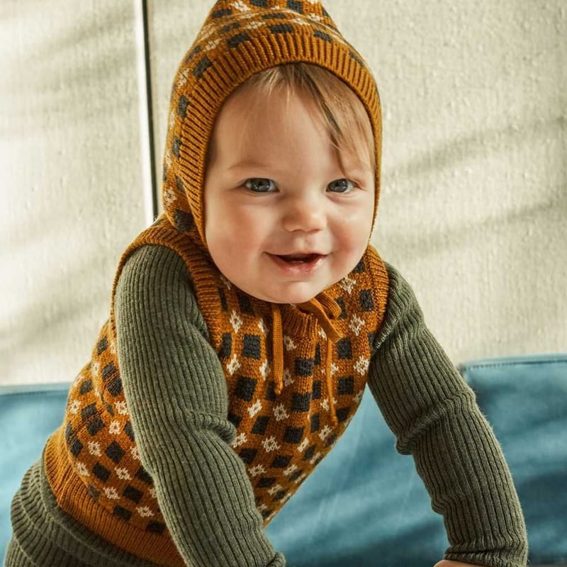 独創的 MABLI Pebble Tirwedd Sweater 2Y【ほぼ未使用】ベビービョルン 
