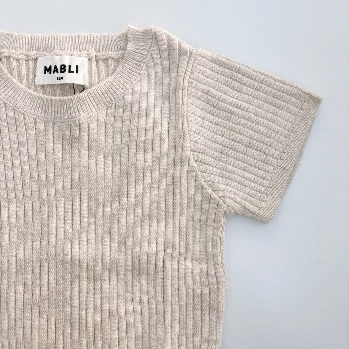 MABLI(3点セットでの出品) MABLI BARRI TEE - SAND | Baby Style LAB