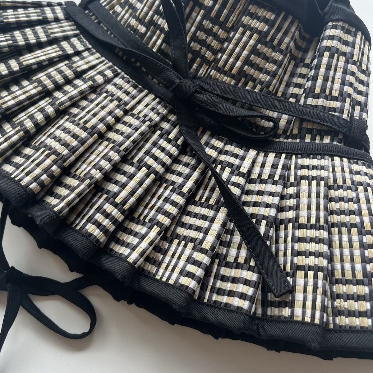 LORNA MURRAY Black Bamboo Island Capri Child H