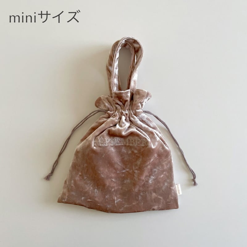 ロラライハリス♡ベビーピンクベロア♡刺繍の丸型ふんわり絞りバッグS♡ ドローイングバッグ ベロア ピンクベージュ Mサイズ/Sサイズ