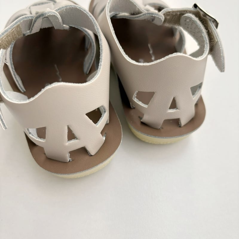 Salt Water Sandals Shark - stone US 5-12 | Baby