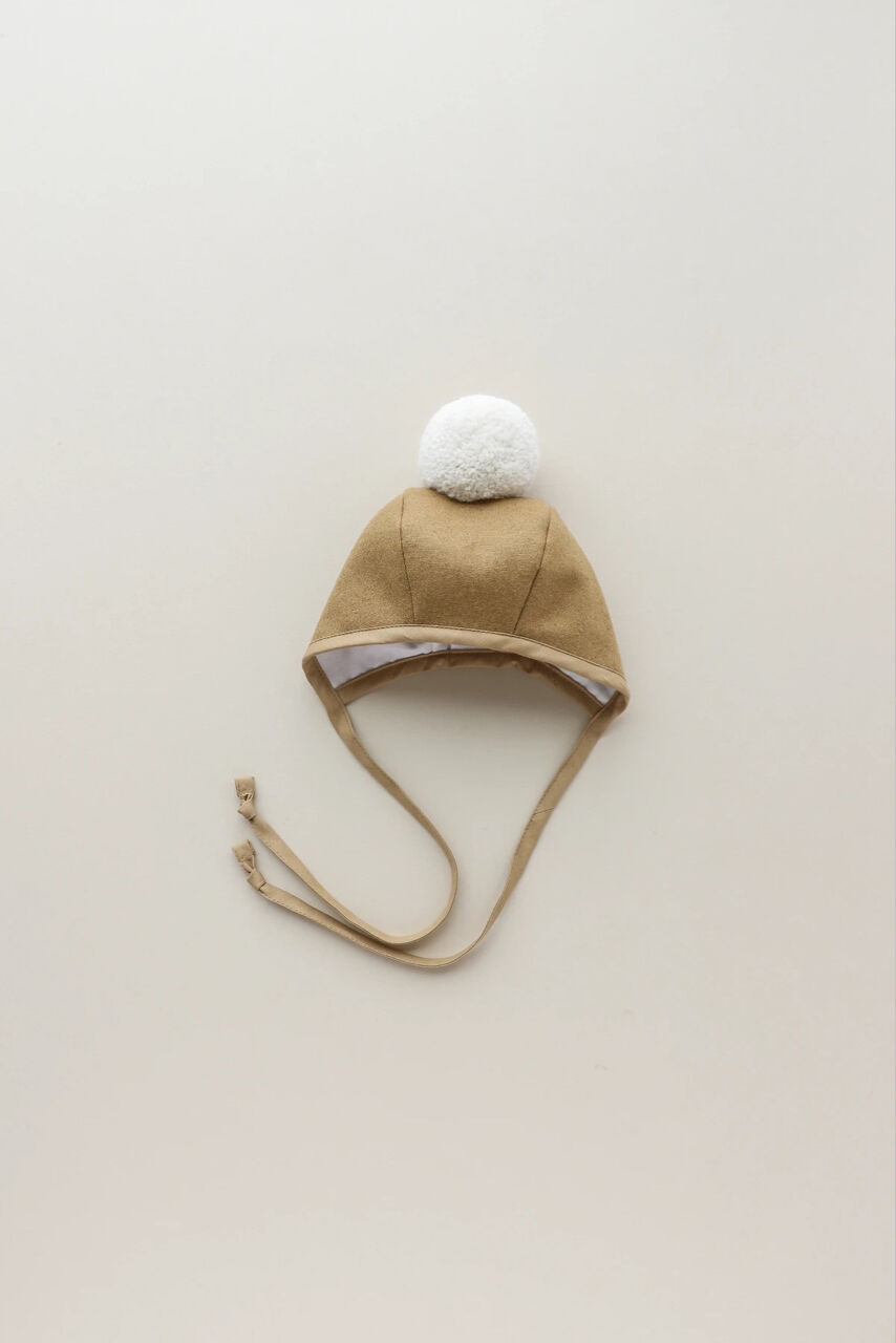 Briar Baby CAMEL POM BONNET