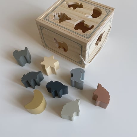 Konges Sløjd DINO SHAPE SORTER MULTI