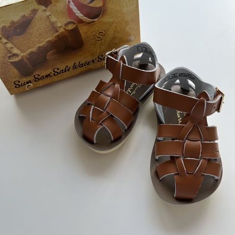 Salt Water Sandals　Shark - tan US 5-12