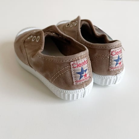 Cienta デッキシューズ EUR24-28 beige ムラ染め