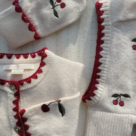 Konges Sløjd 　COLLETTE CARDIGAN - OFF WHITE