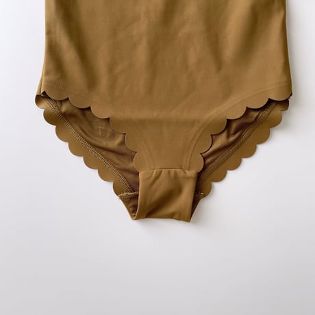 Konges Sløjd　SCALLOP SWIMSUIT - BRONZE BROWN