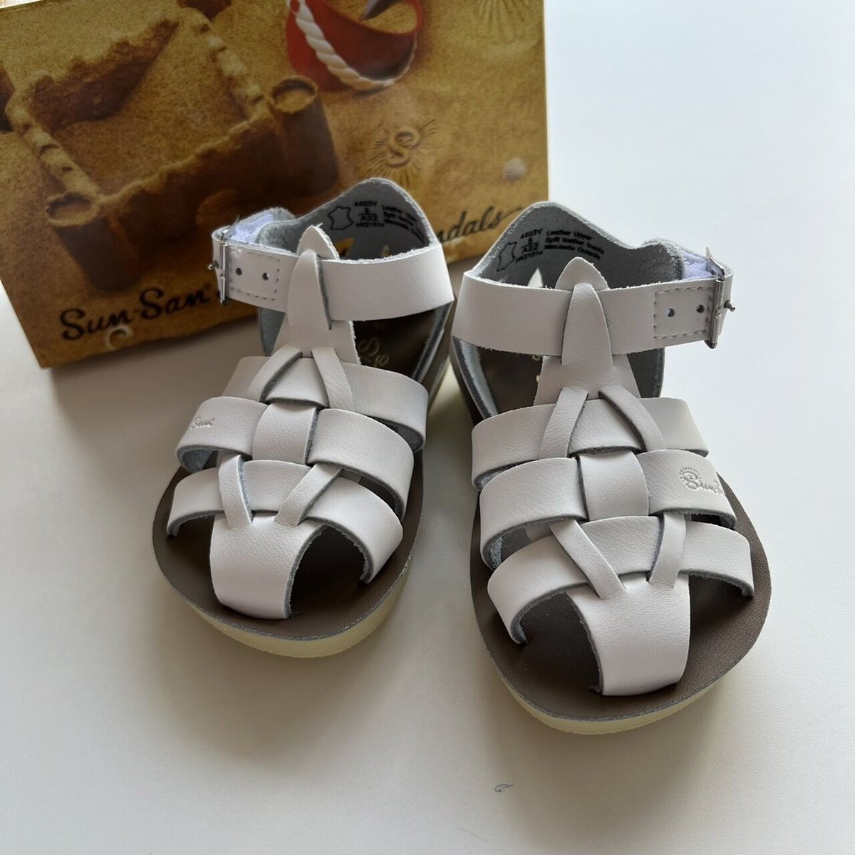 Salt Water Sandals Shark - white US 5-12 Salt Water Sandals Shark - white US 5-12