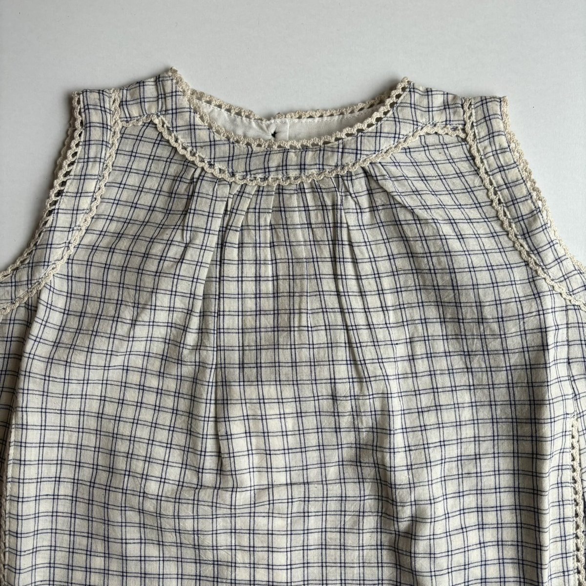 CARAMEL GINGER BABY DRESS WHITE/NAVY CHECK | Ba