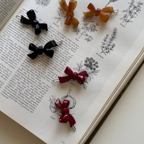 Baby Style LAB  ribbon pin