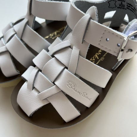 Salt Water Sandals　Shark - white US 5-12