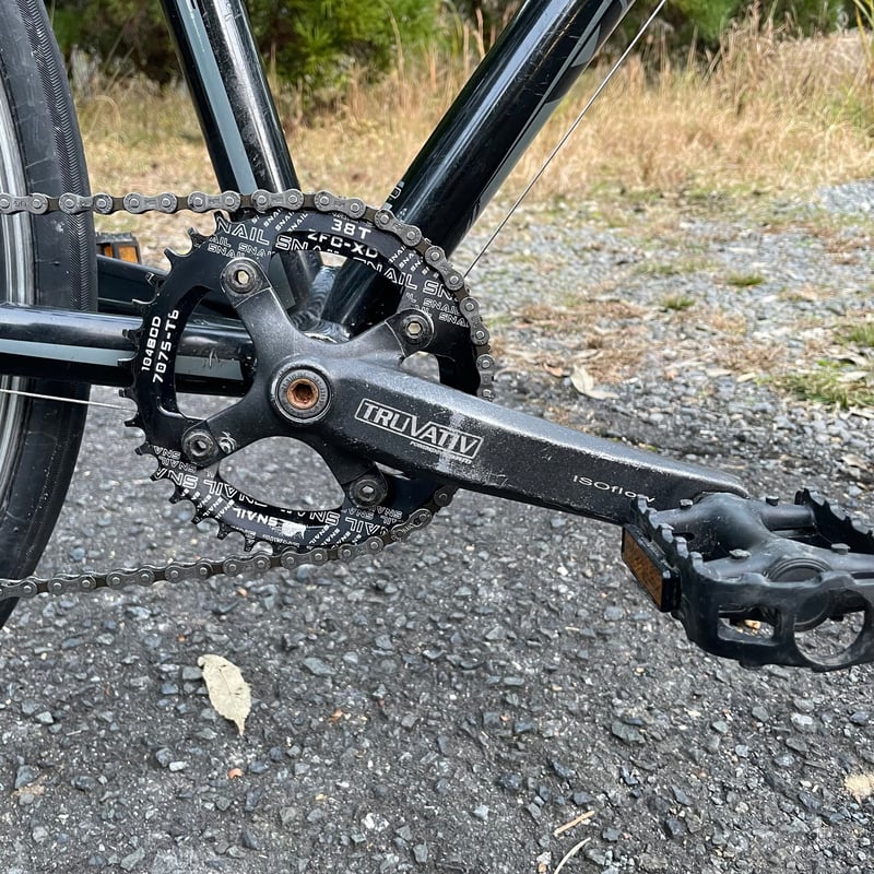 E264 ☆ 21800円☆整備済み スポーツ中古自転車 FELT QX60 ホワイト