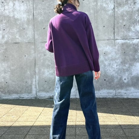ボンバーヒートオフタートルニット　パープル