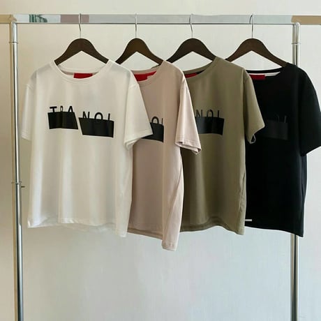 TRANOIビッグロゴTシャツ