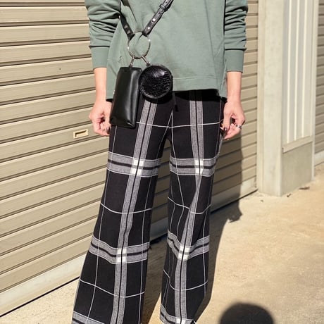 チェックニットパンツ