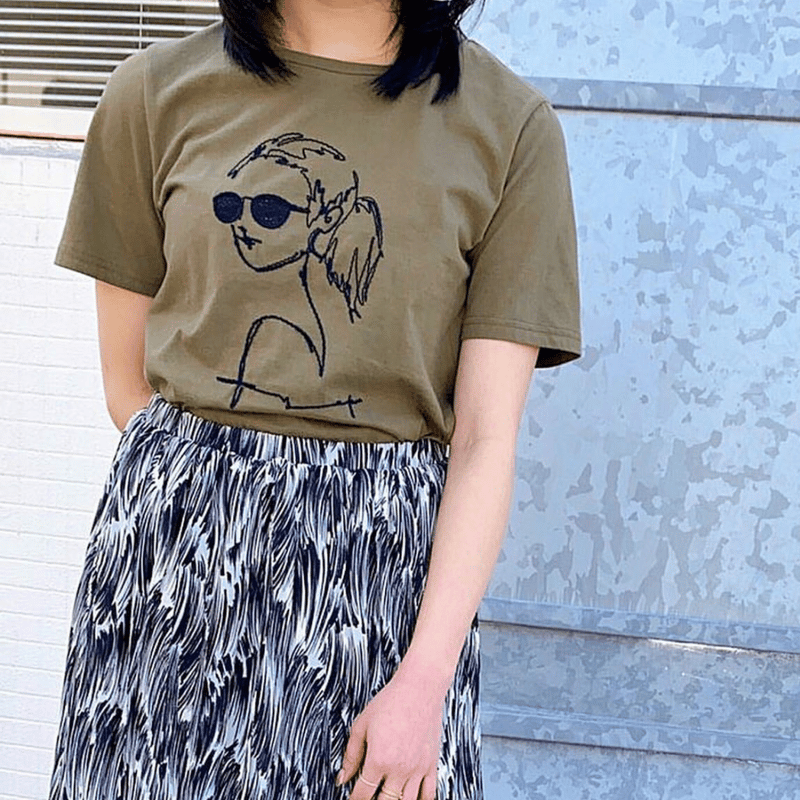 エグランティーヌ EGLANTINE ローズペトール加工 CHEREパイルロゴ半袖Tシャツ （キャメル） エグランティーヌ EGLANTINE ローズペトール加工 CHERE