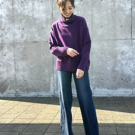 ボンバーヒートオフタートルニット　パープル