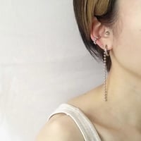 チェーンイヤカフ