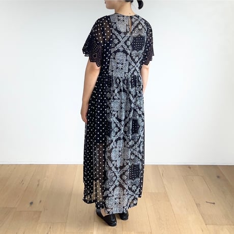 月の影 / バンダナ柄と水玉シアーのパネルワンピース
