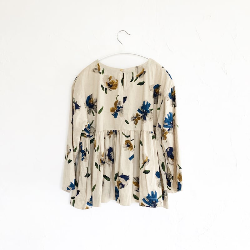 美品【Stella McCartney】水彩画風ギャザー花柄ブラウス 2枚セット 上品でシックな水彩花柄のギャザーブラウス | 十 色 社