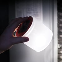 【在庫限り 特価】LEDソーラーランタン エムパワード　エマージ