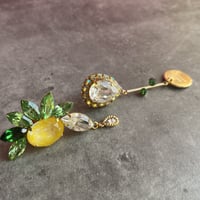 "fleur"（yellow×green）