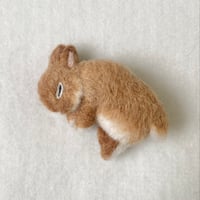 ブローチ04