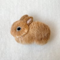 うさぎのブローチ01