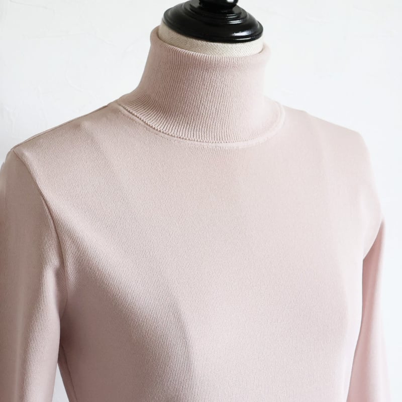 jolie mignon タートルネックストレッチ半袖プルオーバー jolie mignon タートルネックストレッチ半袖プルオーバー