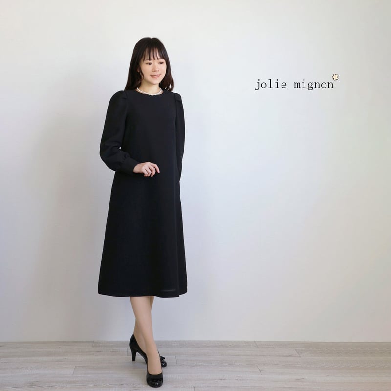 スッキリ見える Aライン パフスリーブワンピース | jolie mignon 