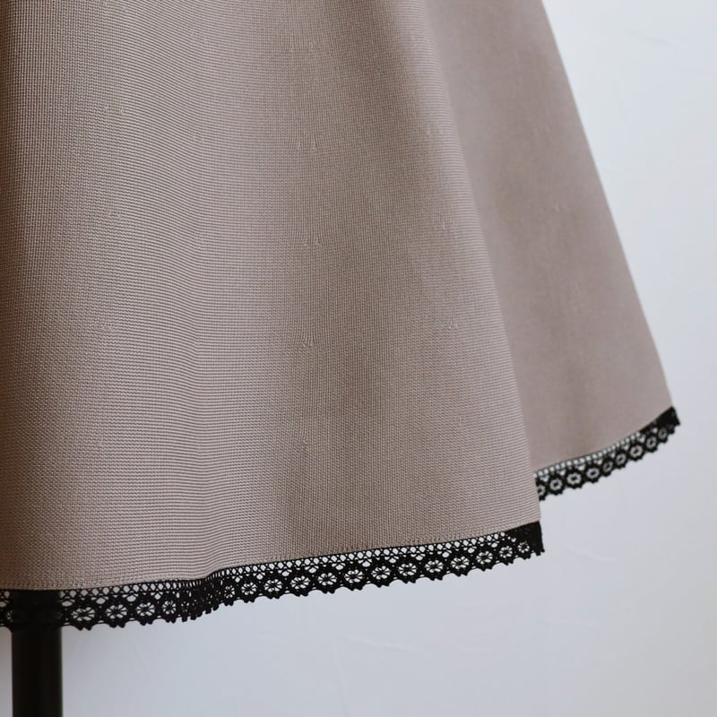 ジョリーミニョンレース付きピンクベージュフレアスカート40 L