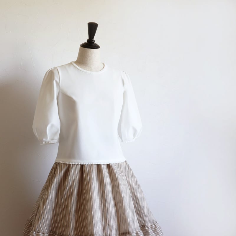 jolie mignon ジョリーミニョン　パフスリーブストレッチTシャツ36 レース編み柄 パフスリーブ ストレッチTシャツ【JM1288BD
