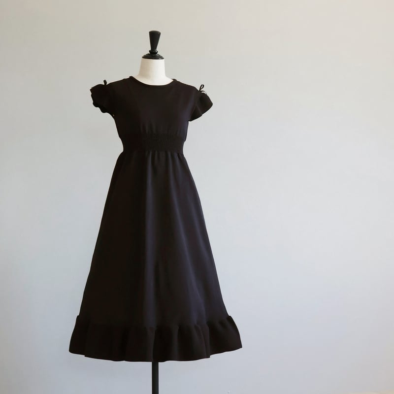 新品 ジョリーミニョン ホールガーメントフレンチスリーブワンピース ブラック42 ホールガーメント フレンチスリーブ リボン付きワンピース【JM1317BE