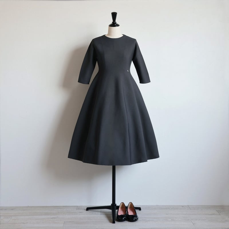 美品 大きいサイズ トゥービーシック シンプル フィットアンドフレア ワンピース 楽天市場】フィット & フレア ニットワンピース レディース