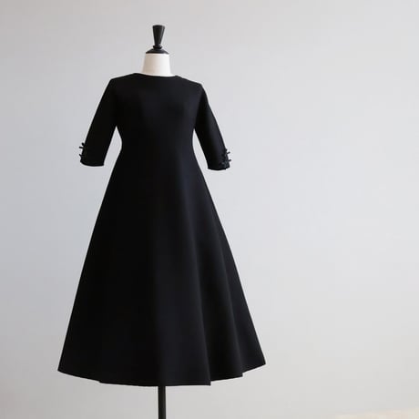 【M-StyleLuxeコラボ】ホールガーメント ミニリボン付きフィット＆フレアワンピース【JM1382BF】