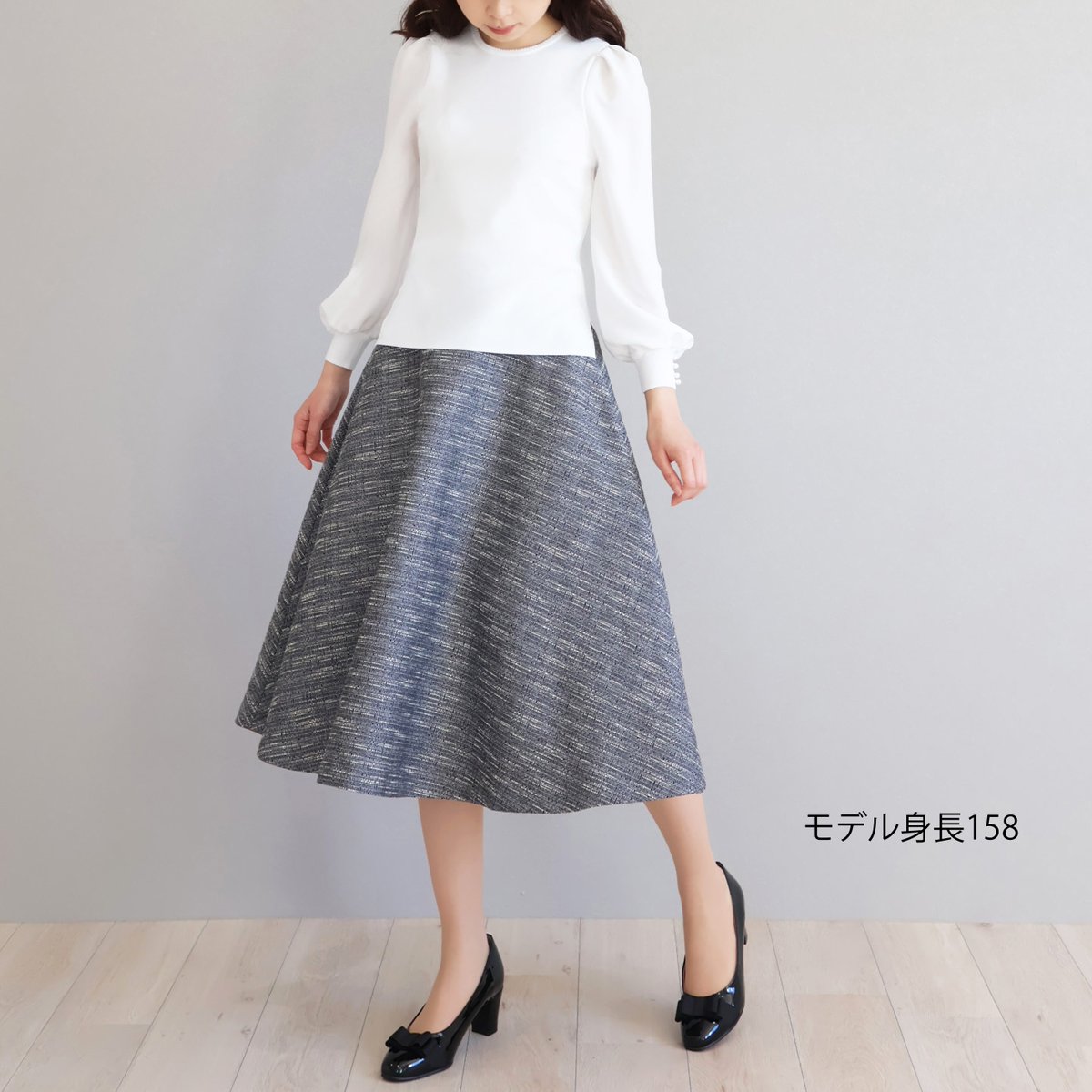 未使用級 ジョリーミニョン 袖口パール付き 異素材パフスリーブプルオーバー 36 未使用級 ジョリーミニョン 袖口パール付き 異素材パフスリーブ