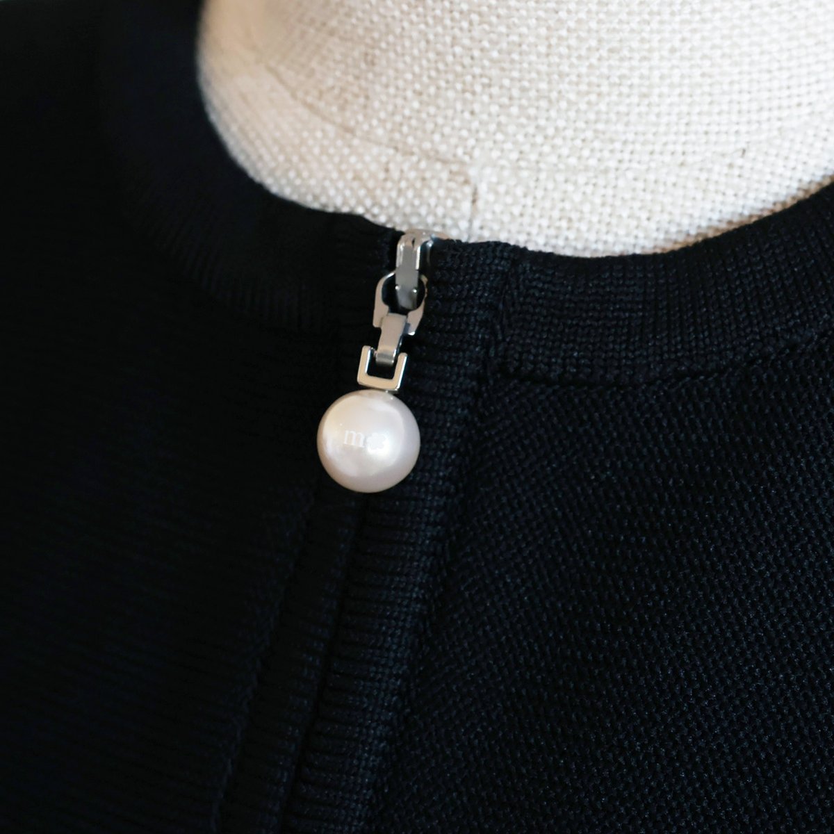 ホールガーメント オープンファスナー ペプラムジレ【JM1307BE