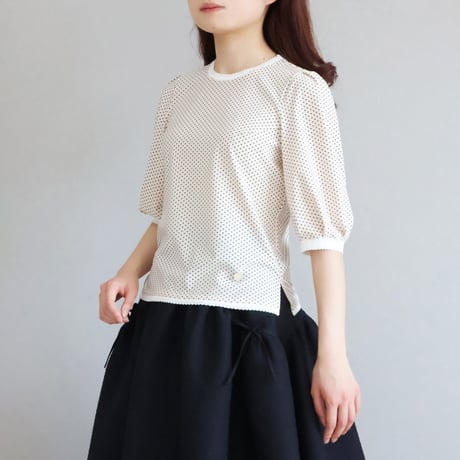 レース編みドット柄 スリット入りストレッチTシャツ【JM1400BF】