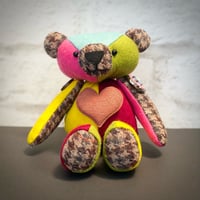 RB.40 Popping heart
