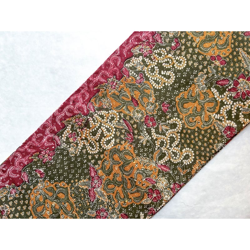 ジャワ更紗 九寸名古屋帯 苔色と真紅 草花文様（仕立て上り） | 古布と