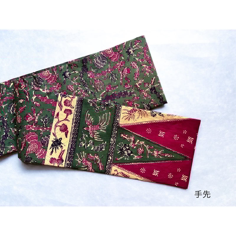 古布ジャワ更紗 手染め天然染料 チルボンかポカロガン 約１００年前の更紗 手描きジャワ更紗Reisia 九寸名古屋帯(平布・プカロンガンの蝶