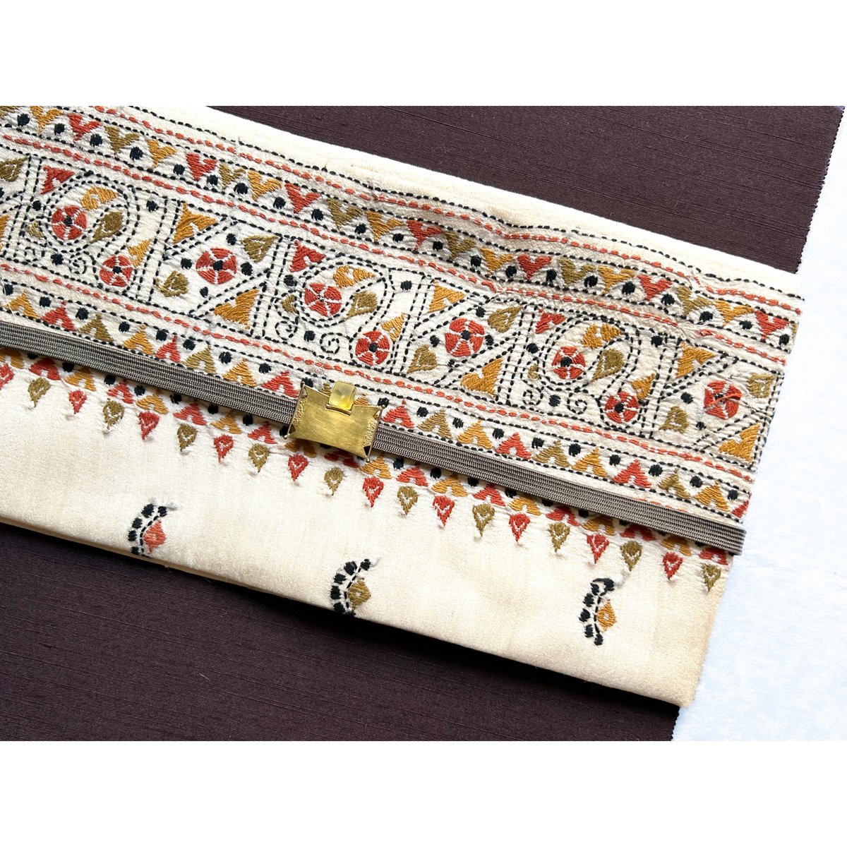 名古屋帯　刺繍　帯締め＋ カンタ刺繍シルクサリー 九寸名古屋帯 蔦模様 (仕立て上り） | 古布と